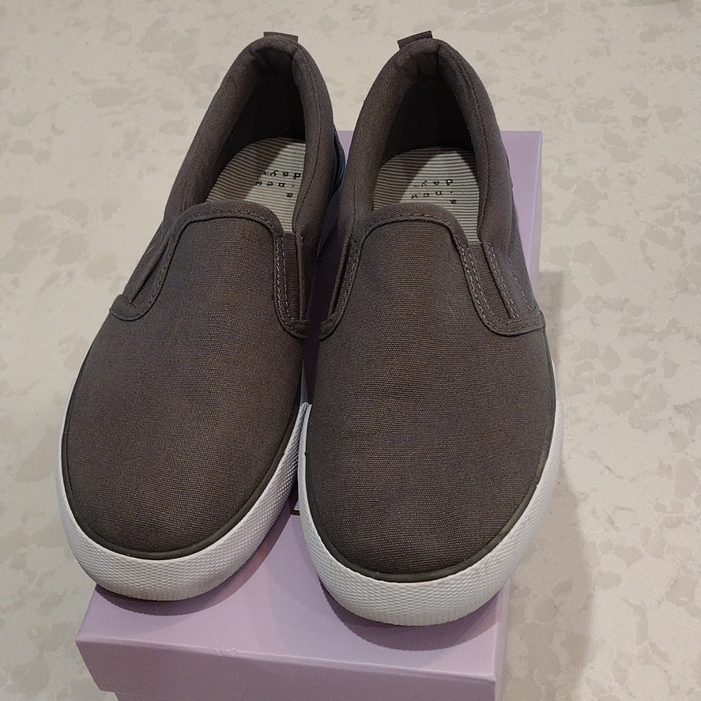 A New Day. Dark Grey Millie Slip On Sneakers. Size 7